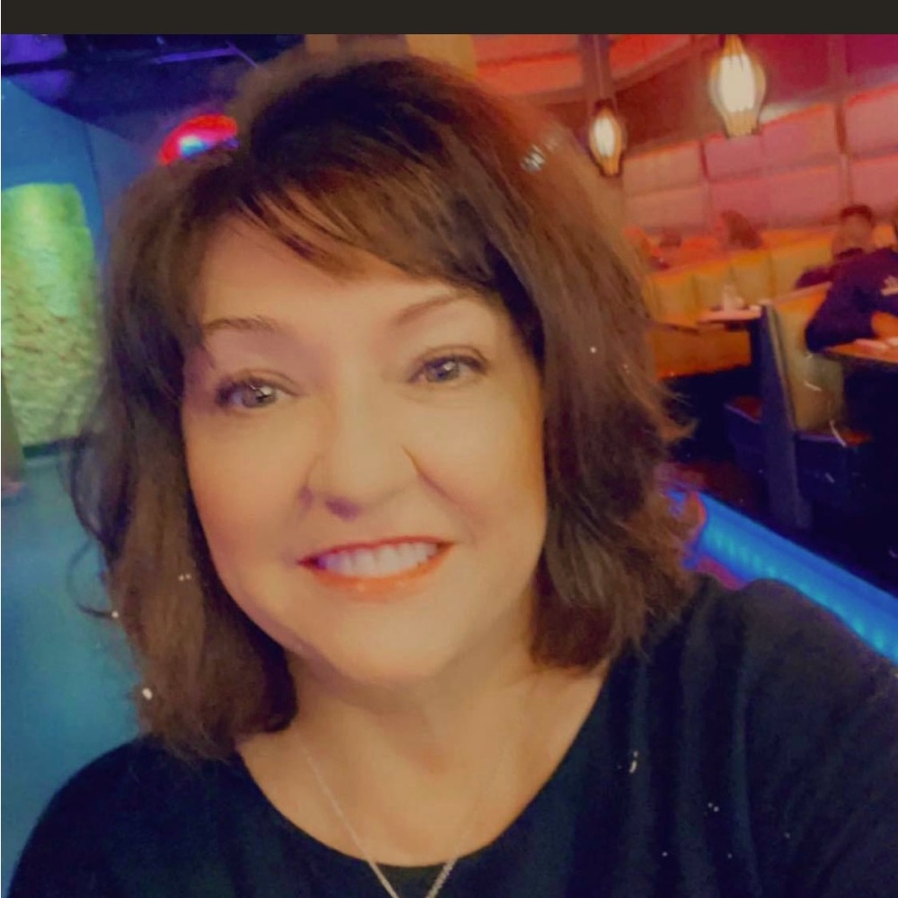 Meet your Posher, Rebecca